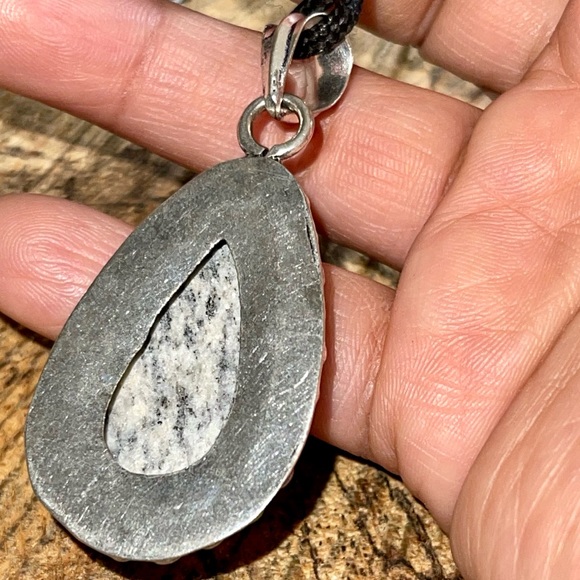 Raindrop K2 Azurite Granite Pendant 2 1/4” - Picture 11 of 12